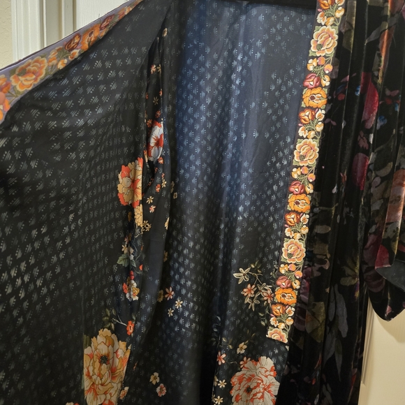 Johnny Was Black Velvet Floral Kimono with Orange Embroidered Trim - Picture 8 of 13